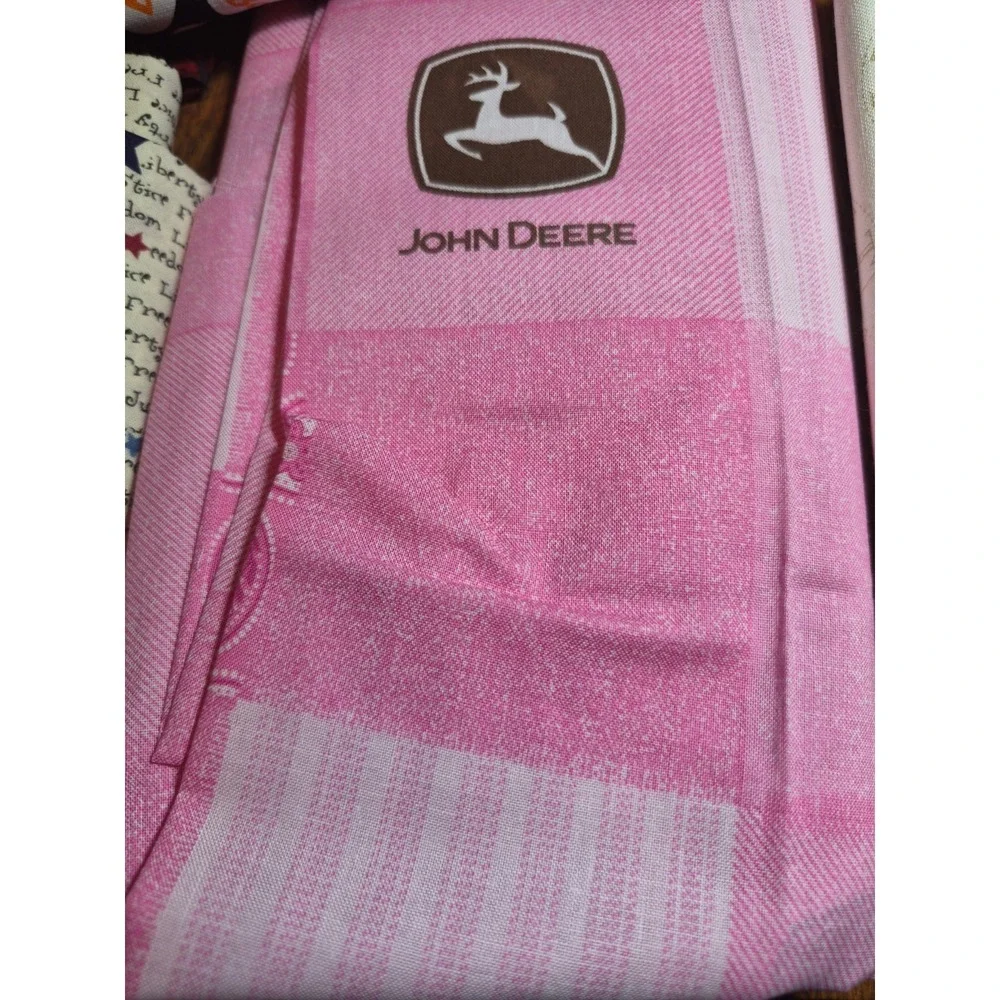 6 Pieces Of Fabric For Quilting And Crafts Various Sizes And Colors